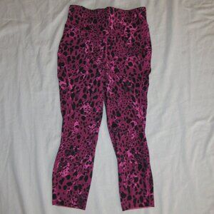 Lululemon Base Pace High-Rise Crop 23" Cheetah Camo Magenta Purple Leggings 8
